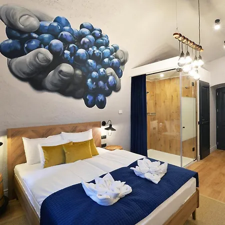 1552 Boutique Έγκερ