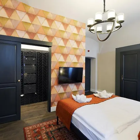 1552 Boutique Έγκερ