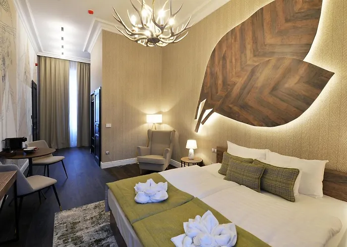 1552 Boutique Eger