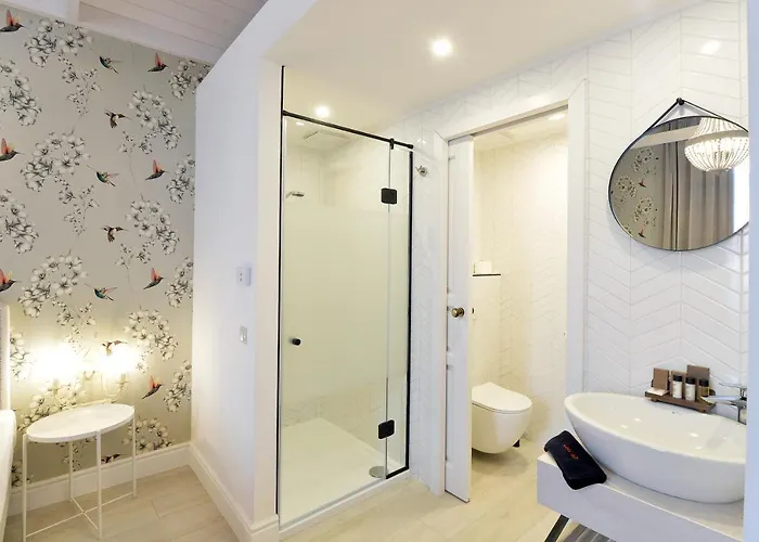 1552 Boutique 4*