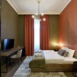 1552 Boutique