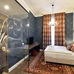 1552 Boutique Eger