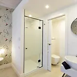 1552 Boutique 4*