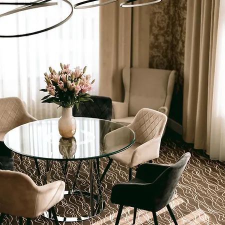 1552 Boutique Hotel